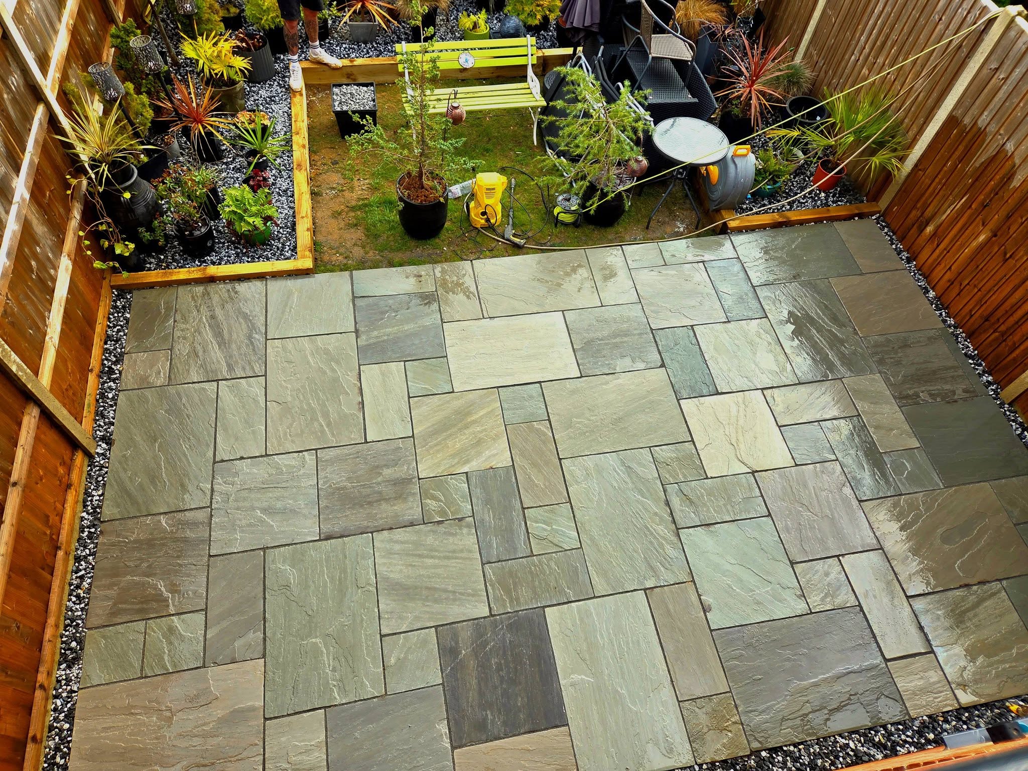 Poringland garden transformation with patio, sleepers and decorative stone